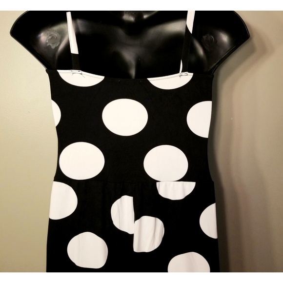 NWOT Plus Size Polka Dot Capri Jumpsuit - Picture 3 of 4